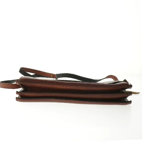 Brun læder skuldertaske fra Belsac (str. 21x29x7 cm)