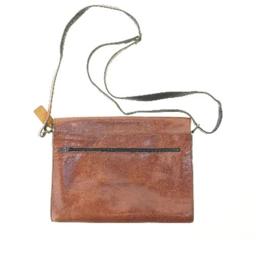 Brun læder skuldertaske fra Belsac (str. 21x29x7 cm)