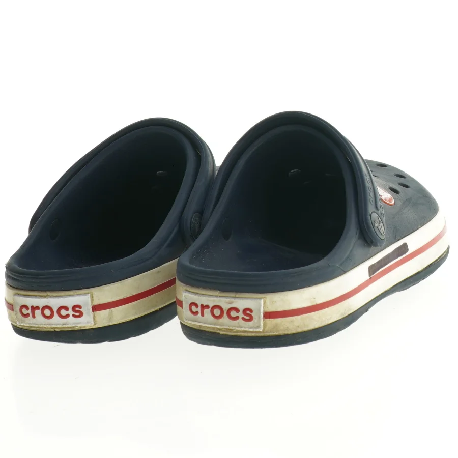 Brugte mørkeblå sadaler fra Crocs (str. J1 / 32)