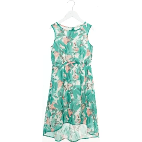 Blomstret sommerkjole fra H&M (str. 140)