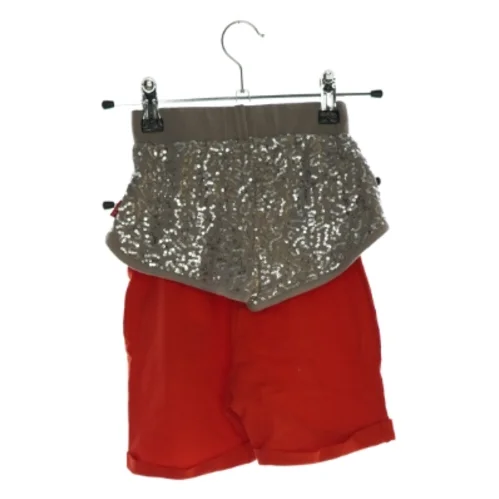 Shorts 2 styks (str. 104)