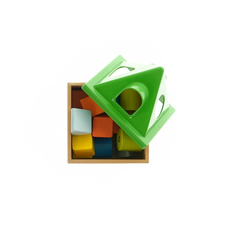 Lille legetøjs hus med figurer