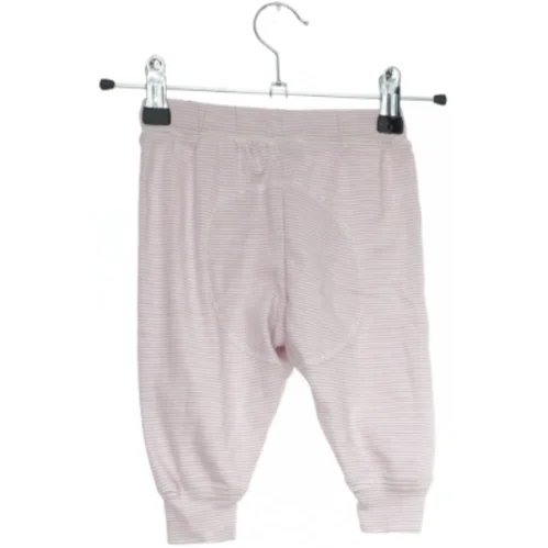 Lyserøde babybukser med knapper fra Wheat (str. 74)
