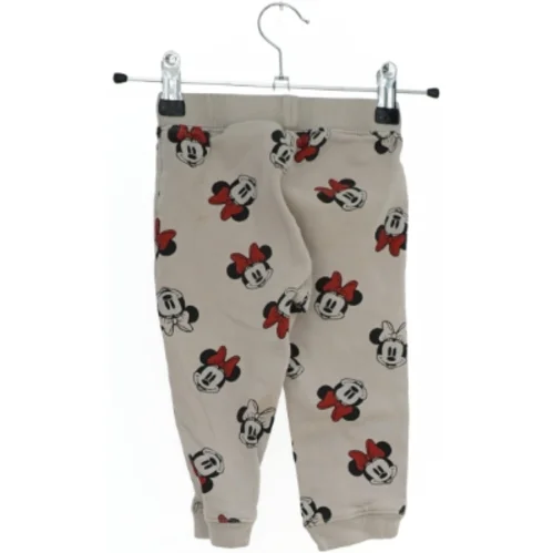 Børnebukser med Minnie Mouse motiv fra H&M (str. 86)