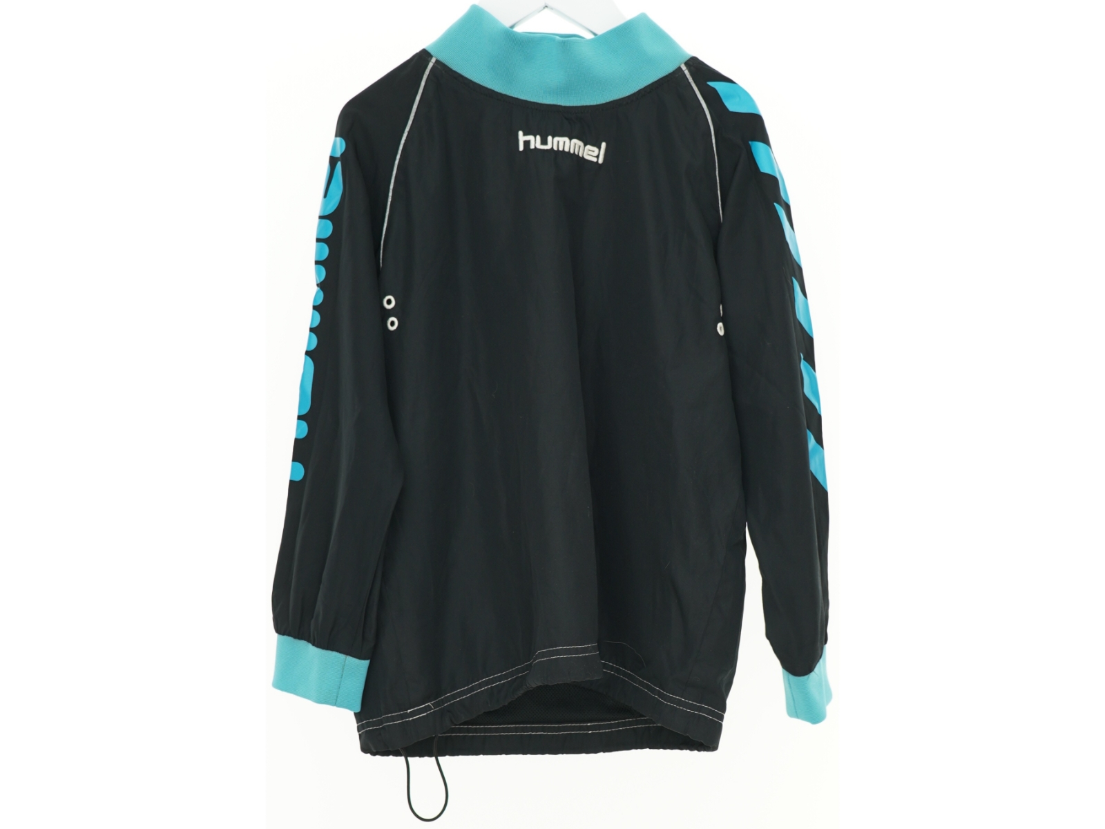 Bluse fra Hummel (str. 128 cm)