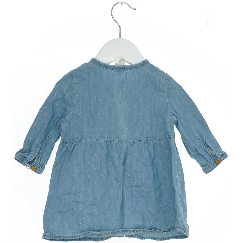 Blå heldragt fra H&M (str. 68)