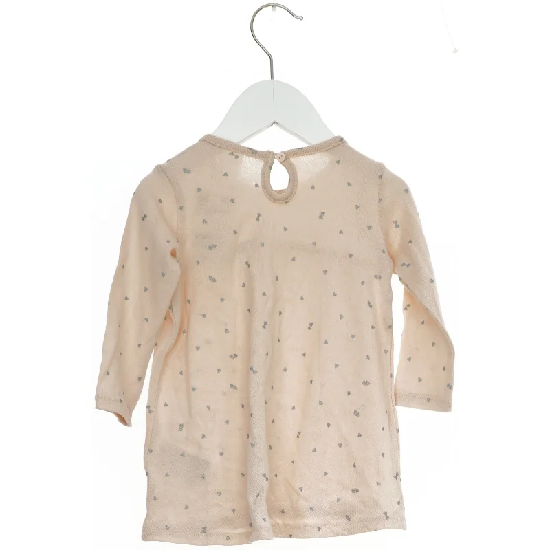 Lyserød kjole med gråt mønster fra H&M (str. 74)