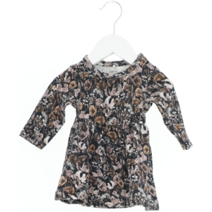 Blomstret kjole til børn fra Name It (str. 62)