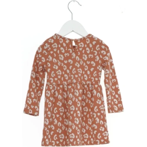 Børnekjole med leopardmønster fra Primark (str. 80)