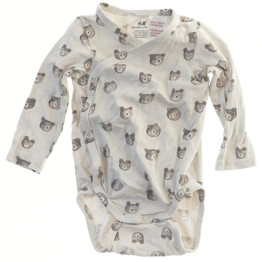 Langærmet bodystocking med bamsemotiv fra H&M (str. 62)