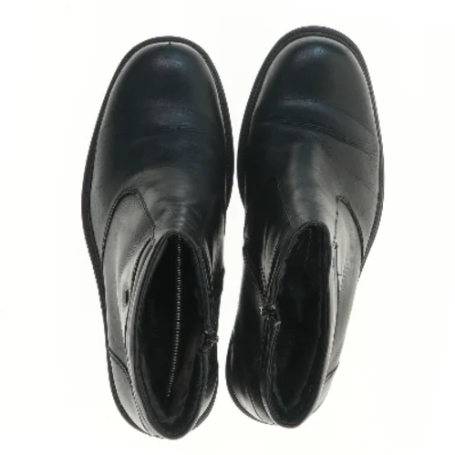 Sorte læderstøvler med lynlås str. 45 fra Hush Puppies (str. 45 )