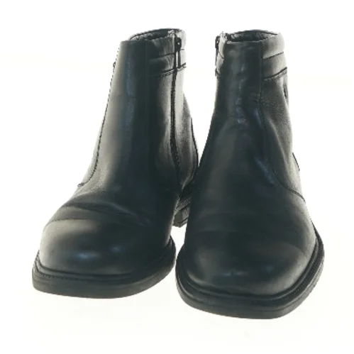 Sorte læderstøvler med lynlås str. 45 fra Hush Puppies (str. 45 )