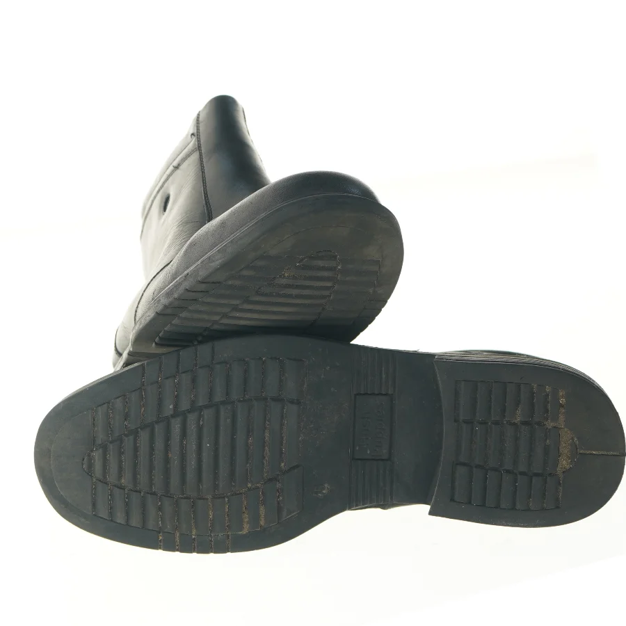 Sorte læderstøvler med lynlås str. 45 fra Hush Puppies (str. 45 )