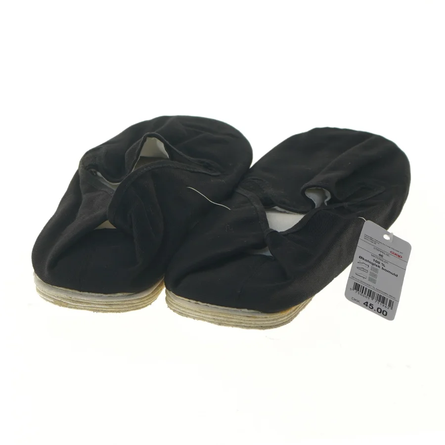 Sorte Mai/kinasko str. 46 fra Coop (str. 46 )