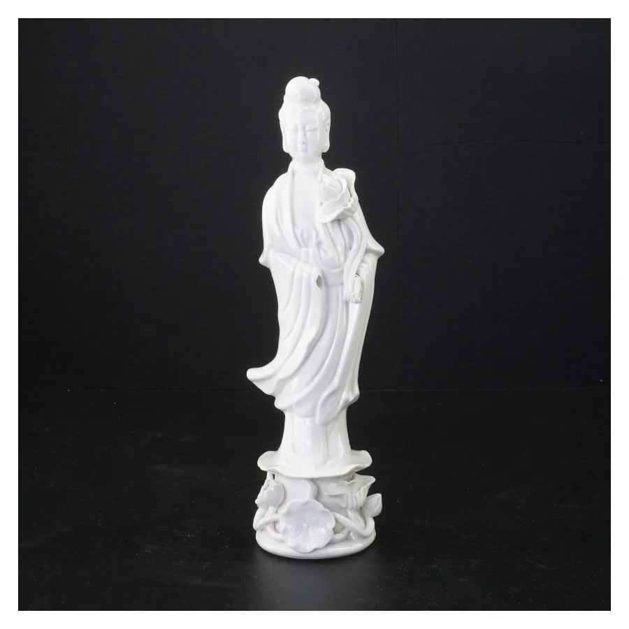 Hvid porcelænsfigur af Guanyin (str. 24 x 6 cm)