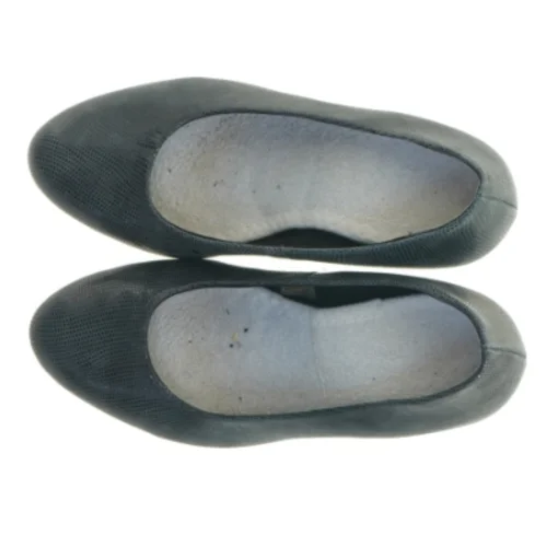 Sorte pumps (str. 36)