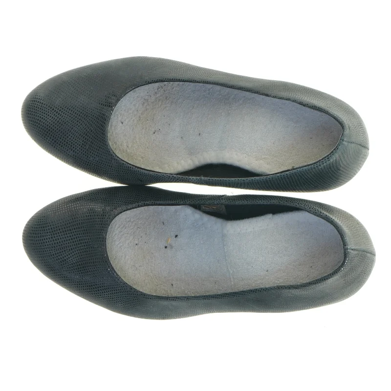 Sorte pumps (str. 36)