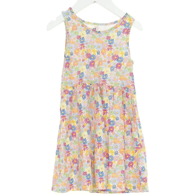 Kjole fra H&M (str. 104 cm)