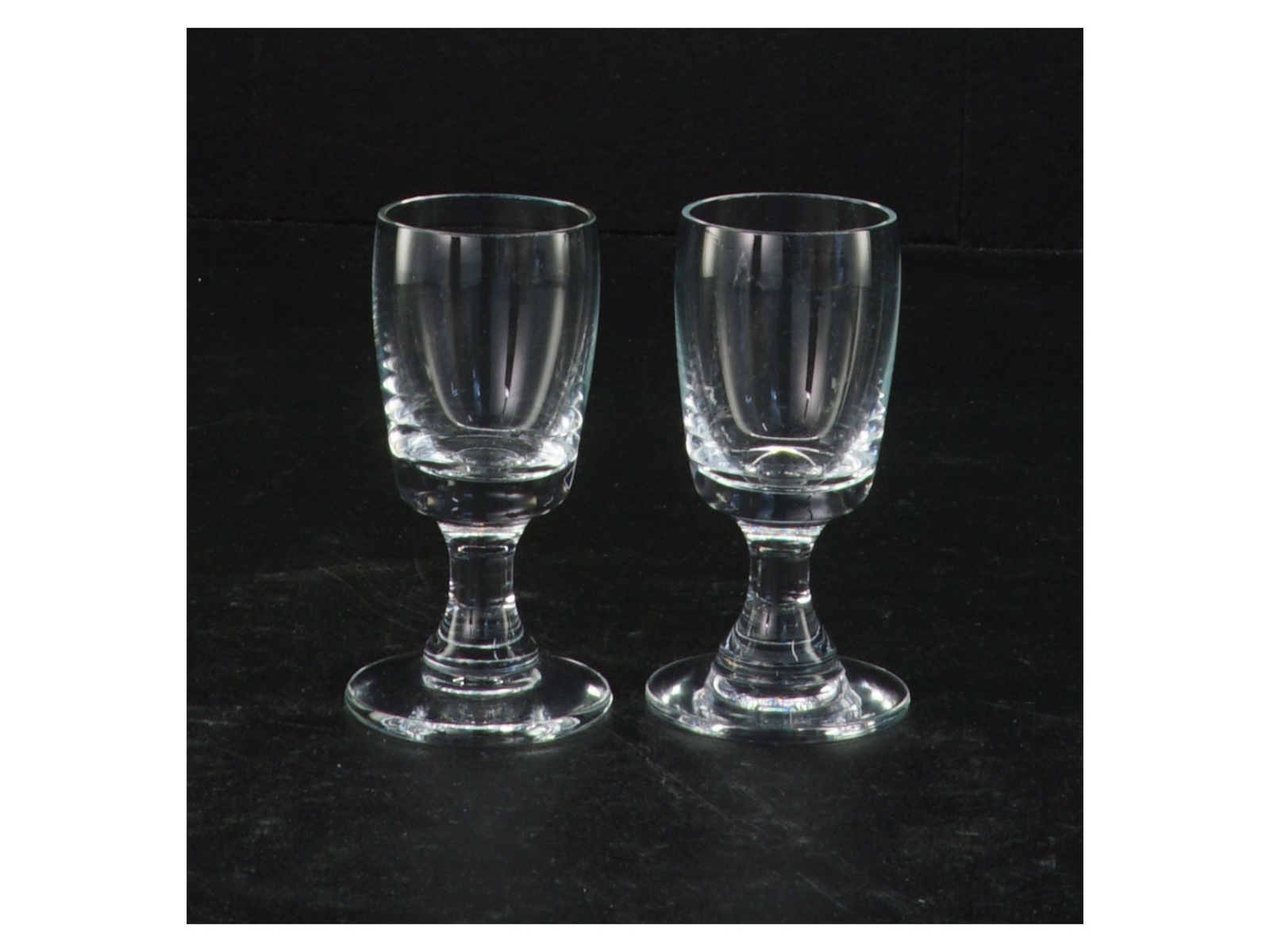 Holmegaard Almue Glas fra Holmegaard (str. 7 komma 5 x 4 cm)