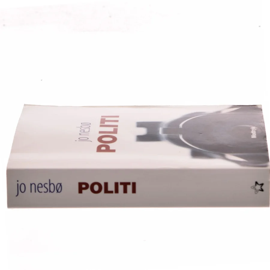 Politi af Jo Nesbø (Bog)