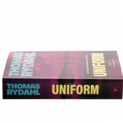 Uniform : krimi af Thomas Rydahl (Bog)