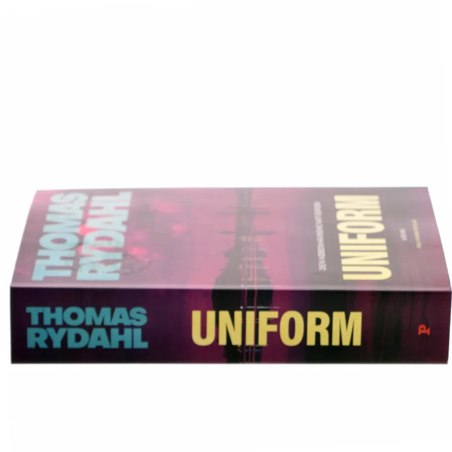 Uniform : krimi af Thomas Rydahl (Bog)