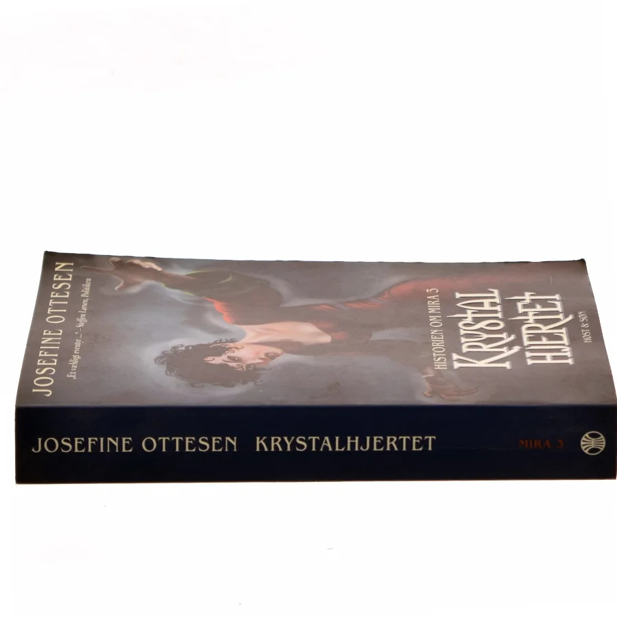 Krystalhjertet af Josefine Ottesen (Bog)