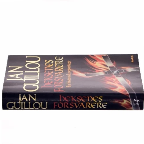 Heksenes forsvarere : en historisk reportage af Jan Guillou (Bog)