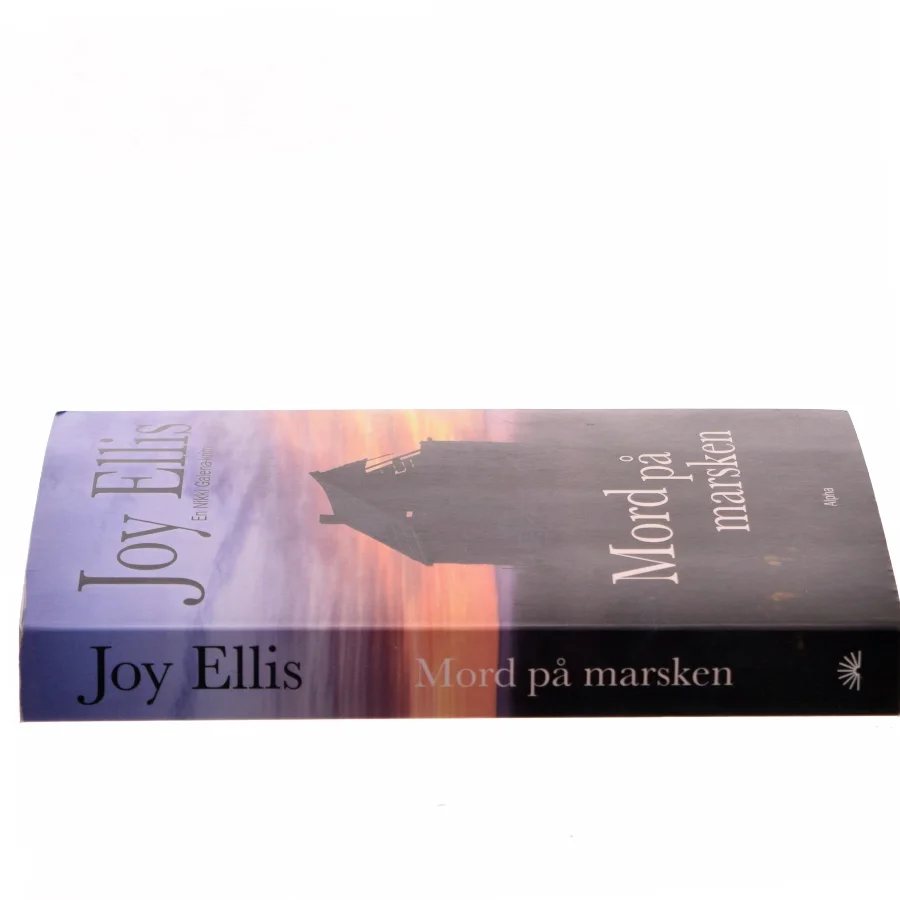Mord på marsken af Joy Ellis (Bog)