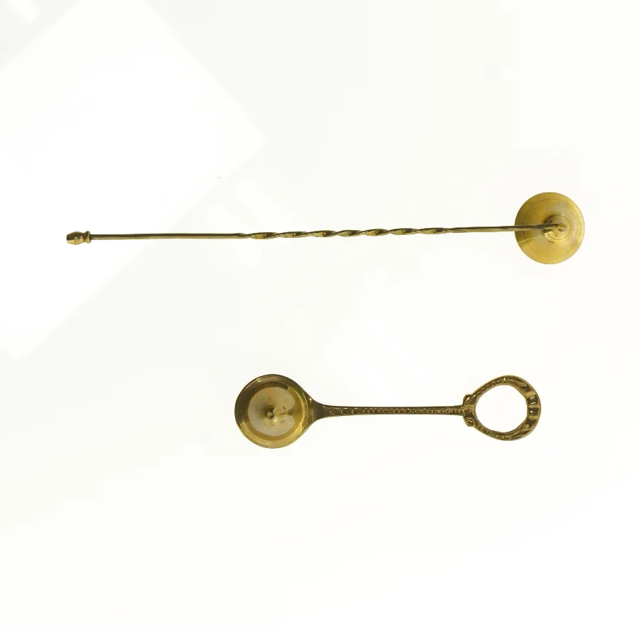 Lyset slukker (str. 15 x 4 cm og 26 x 4 cm)