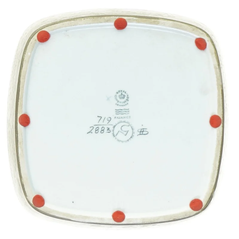 Fad fra Royal Copenhagen (str. 17 x 3 cm)