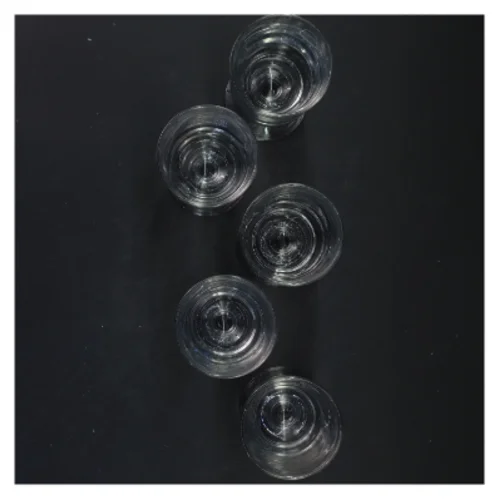 Sæt med seks mundblæste vinglas (str. 14x6 cm)