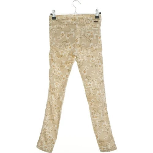 Jeans fra Pomp de Lux (str. 134 cm)