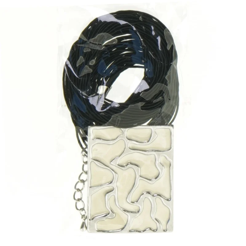 Halskæde (str. 9 x 5 cm)