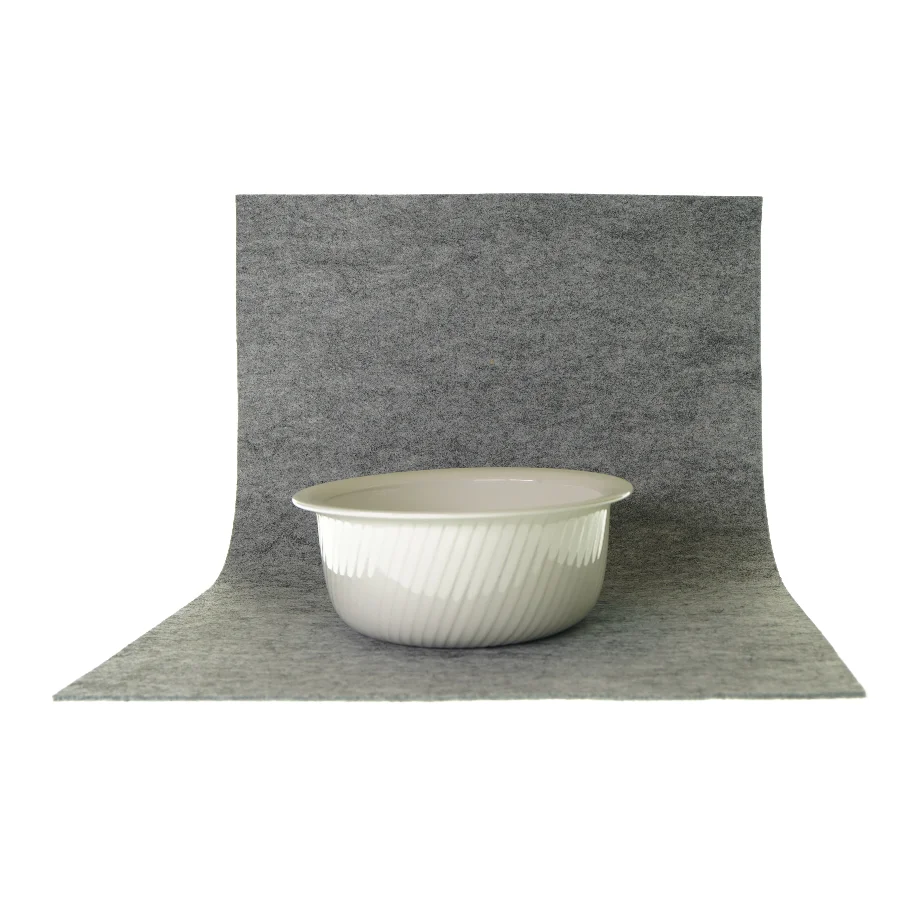 Skål af porcelæn fra Spisa 