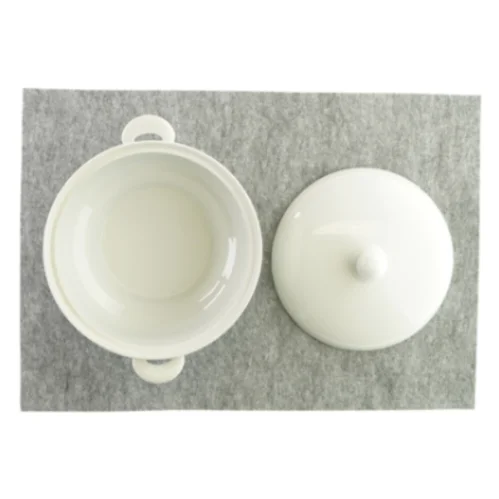 Porcelænsskål med låg 