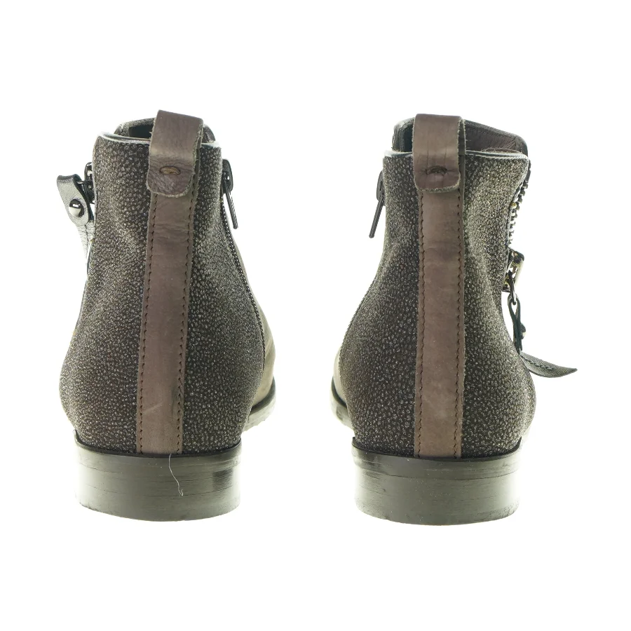 Støvle fra Isabell (Str. 37 ½)