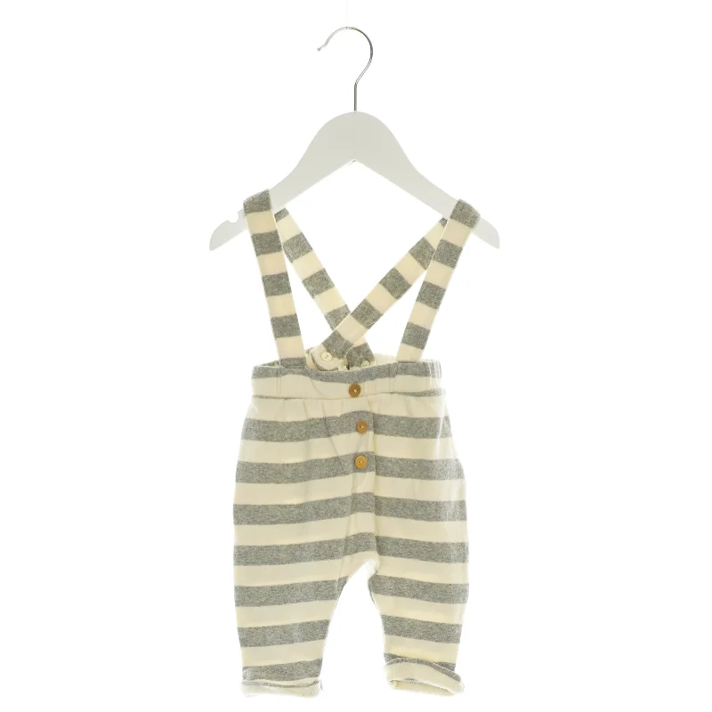 Smækbukser fra Zara (str. 68)