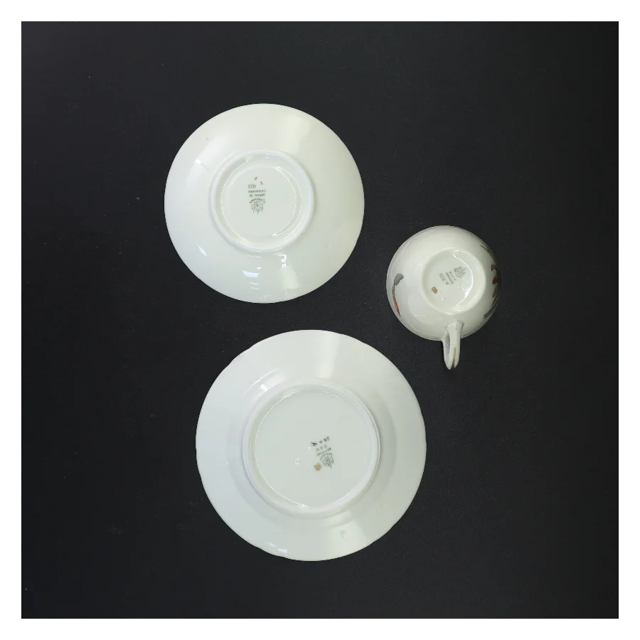 Porcelænskopper og underkopper fra Bing Og Grøndal (str. 15 x 9 cm)