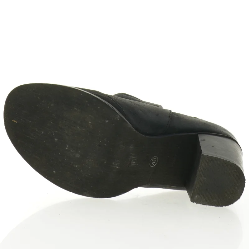 Brugte sorte ankelstøvler fra Graceland (str. 40)