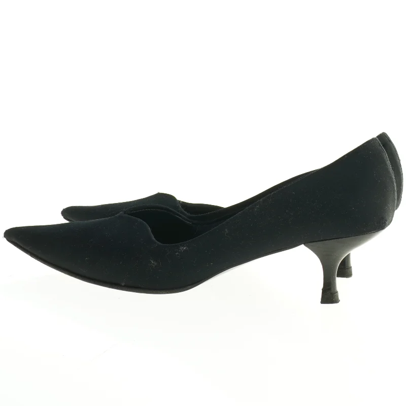 Sorte spidse stiletter fra Ana Bonilla (str. 39 komma 5)