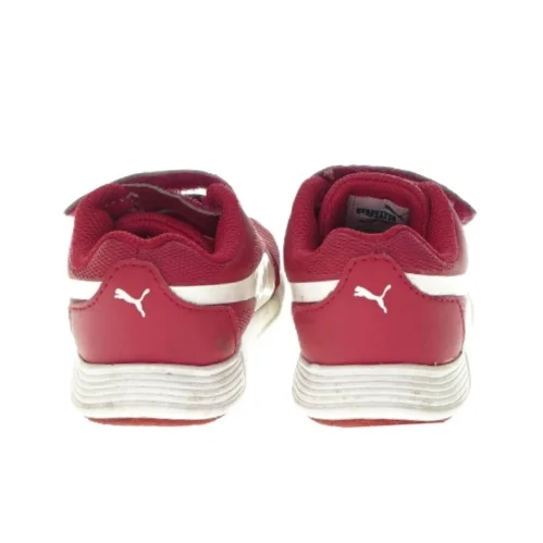 Sneakers fra Puma (Str. 23)