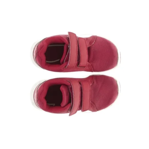 Sneakers fra Puma (Str. 23)