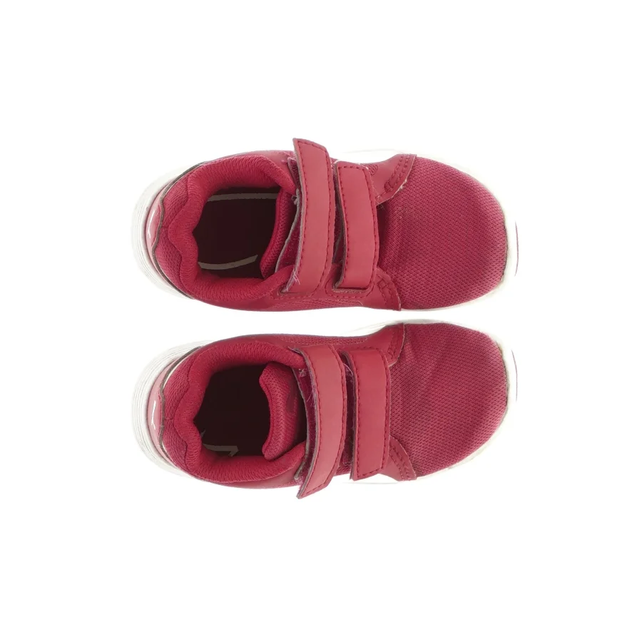 Sneakers fra Puma (Str. 23)