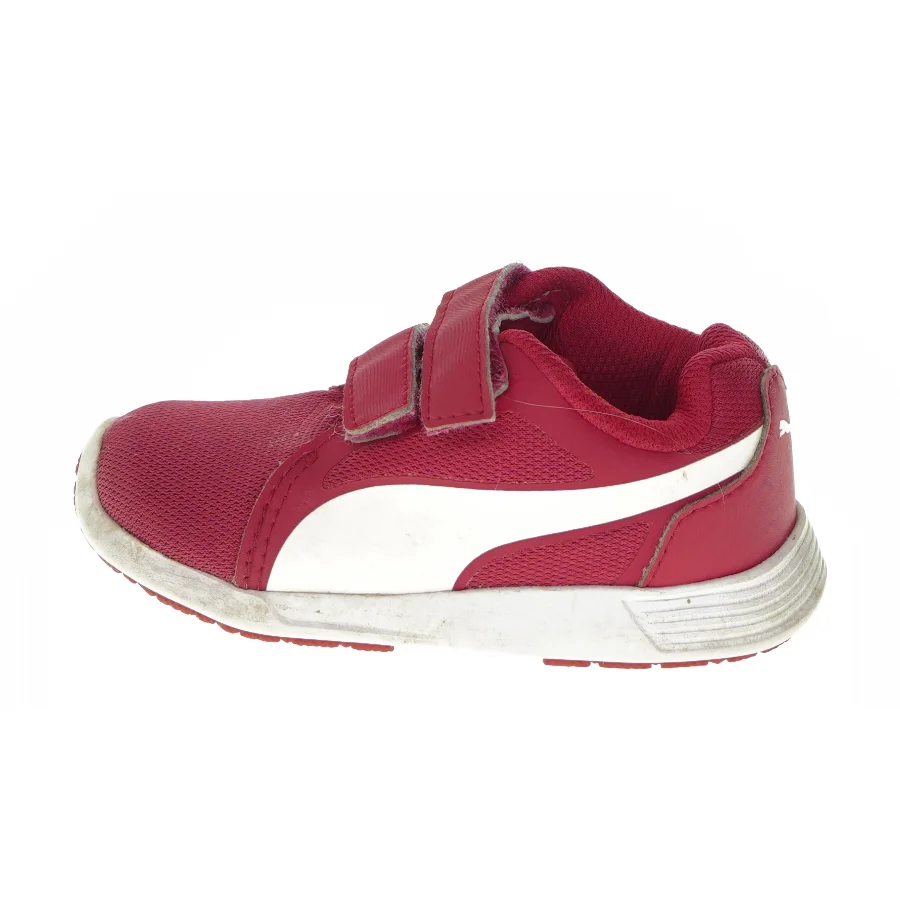Sneakers fra Puma (Str. 23)