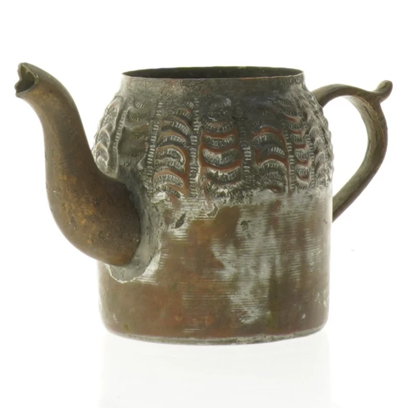 Gammel metalkande (str. 16 x 8 x 7 cm)