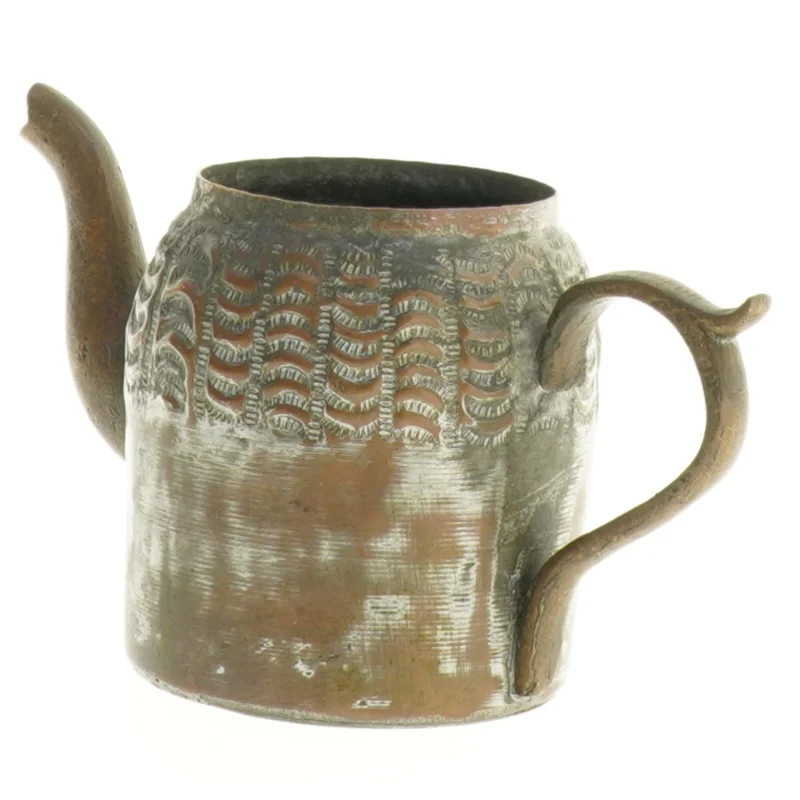 Gammel metalkande (str. 16 x 8 x 7 cm)