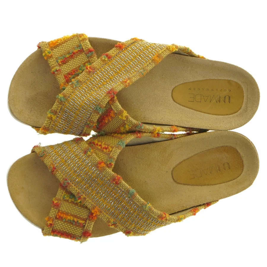 Farverige stof sandaler fra Unmade (str. 37)