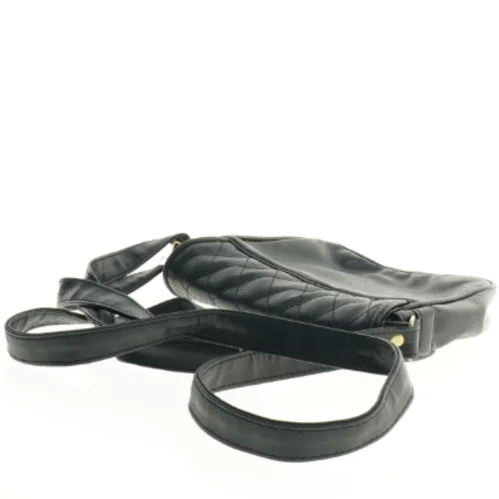 Sort quiltet skuldertaske (str. 21 x 16 cm)