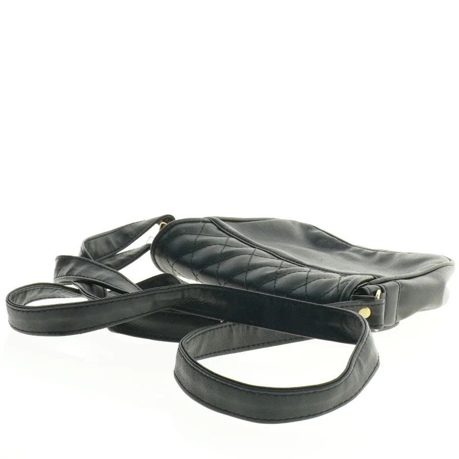 Sort quiltet skuldertaske (str. 21 x 16 cm)